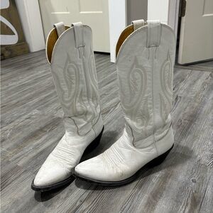Vintage White Nocona Cowboy Boots